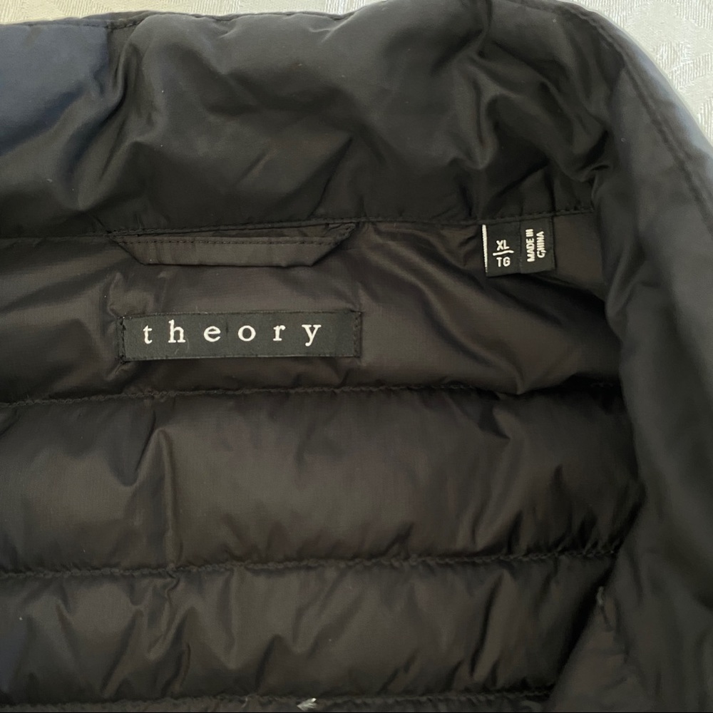 Theory Men's Black Timur Hames down Vest - Picture 5 of 10